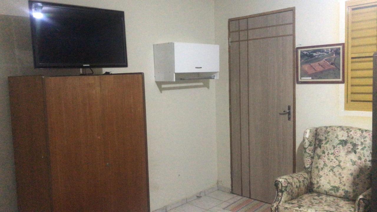 Hostel Office- Hospedagem Climatizada Quartos E Apartamentos Privativos Extrema Exterior foto