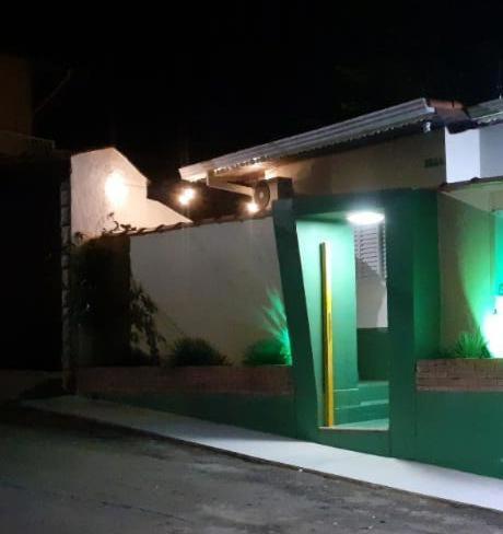 Hostel Office- Hospedagem Climatizada Quartos E Apartamentos Privativos Extrema Exterior foto